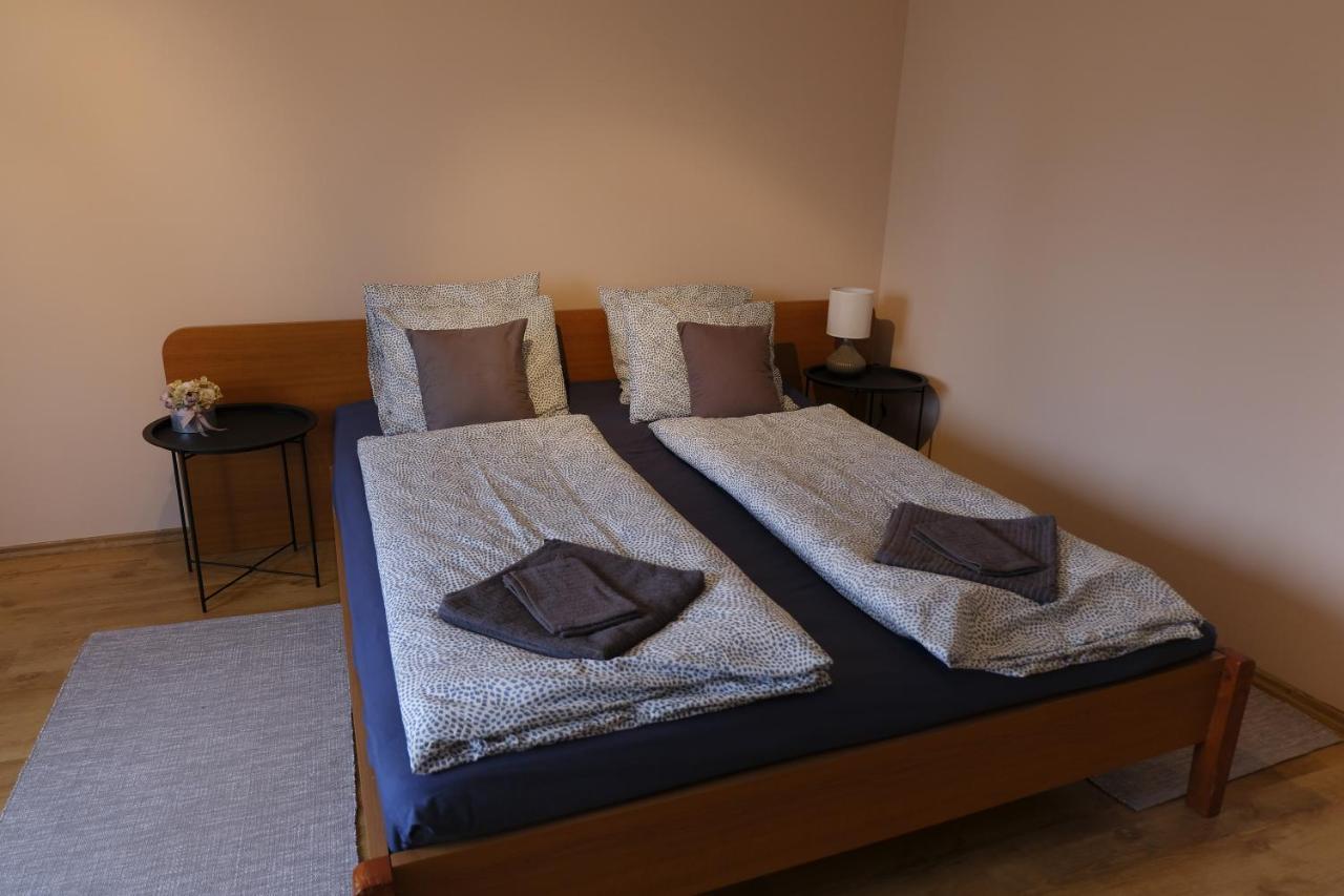Kajári Apartmanház Balatonfőkajár Kültér fotó