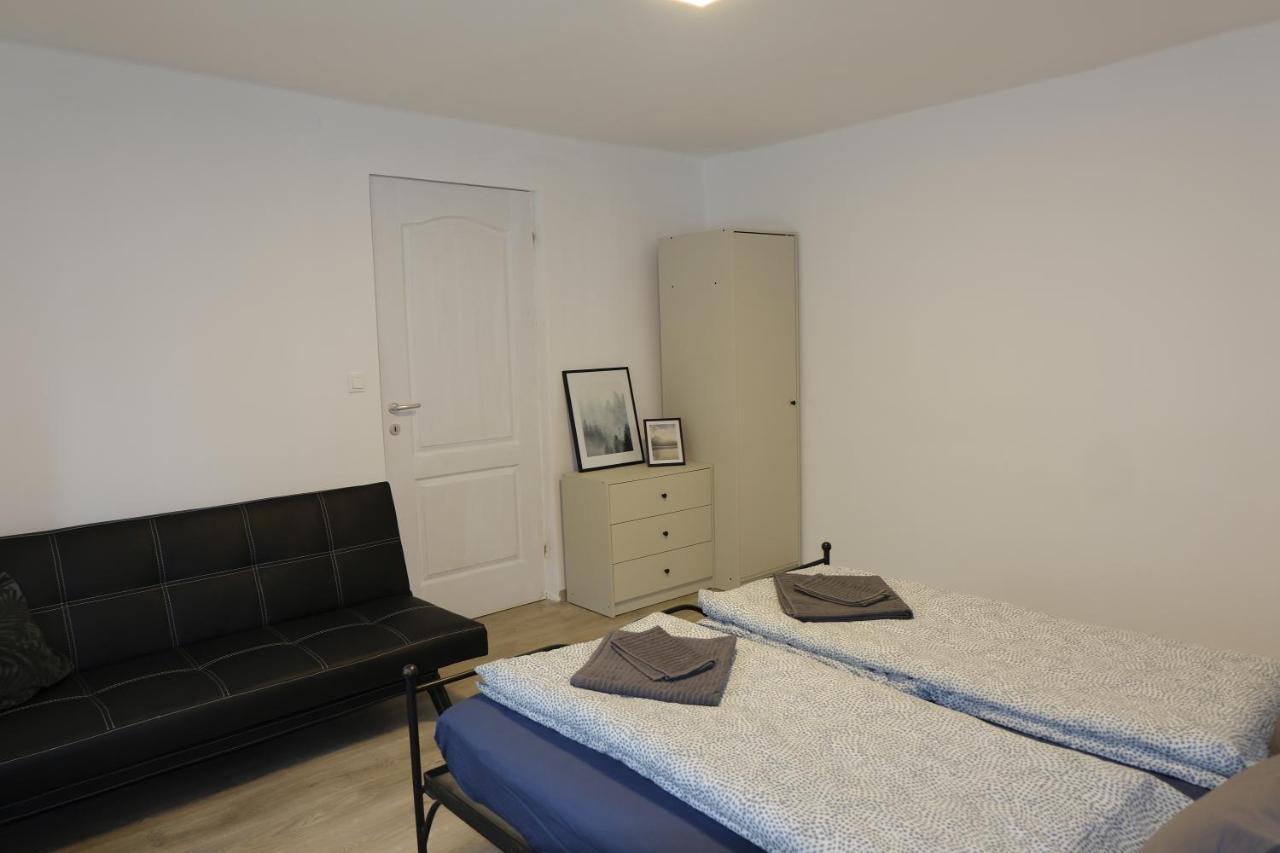 Kajári Apartmanház Balatonfőkajár Kültér fotó